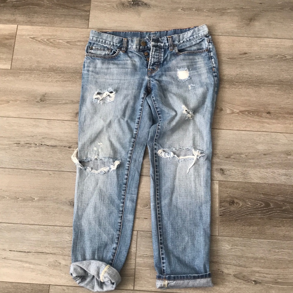 Ann Taylor LOFT boyfriend light wash jeans